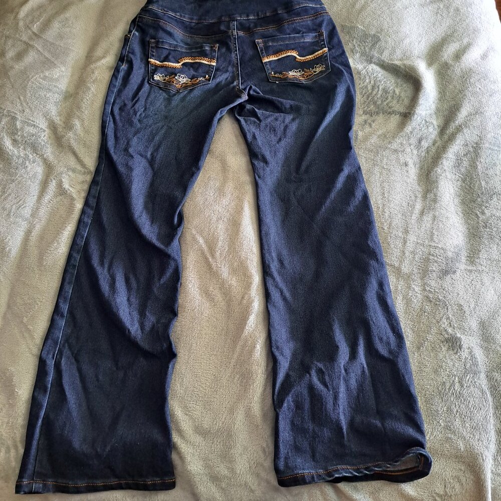 Jeans - Picture 2 of 3